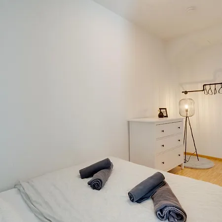 Lägenhet Lexapartments Design Zentral 200m Vom Marktplatz Ruhige Altstadtlage Reutlingen