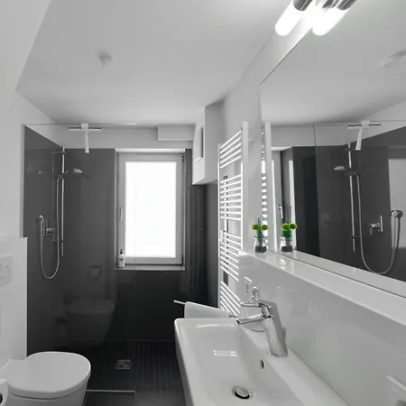 Lexapartments Design Zentral 200m Vom Marktplatz Ruhige Altstadtlage Apartmán Reutlingen